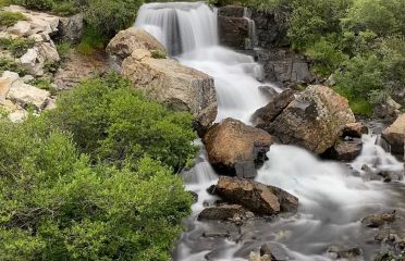 Blue Lakes Trail