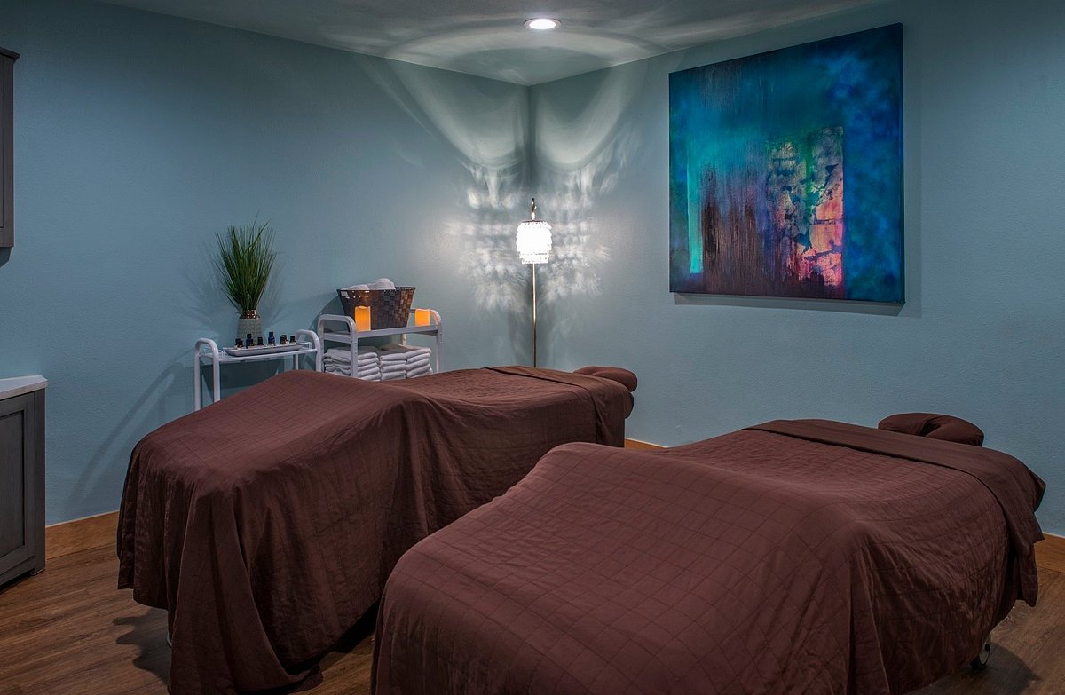 Refresh Massage Studio